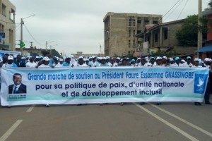 Togo: Sortie du parti UNIR dans les rues, soutien à Faure, actes à poser pour les reformes