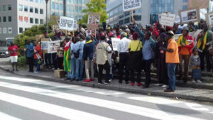 Belgique, Bruxelles : Manif de la diaspora togolaise devant le siège de la Commission de l&rsquo;UE.