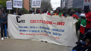 Belgique, Bruxelles : Manif de la diaspora togolaise devant le siège de la Commission de l&rsquo;UE.