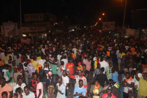 Togo, Mobilisation massive au deuxième jour des manifestations à Lomé: L’opposition donne des gages à l’armée et l’invite à rejoindre au peuple