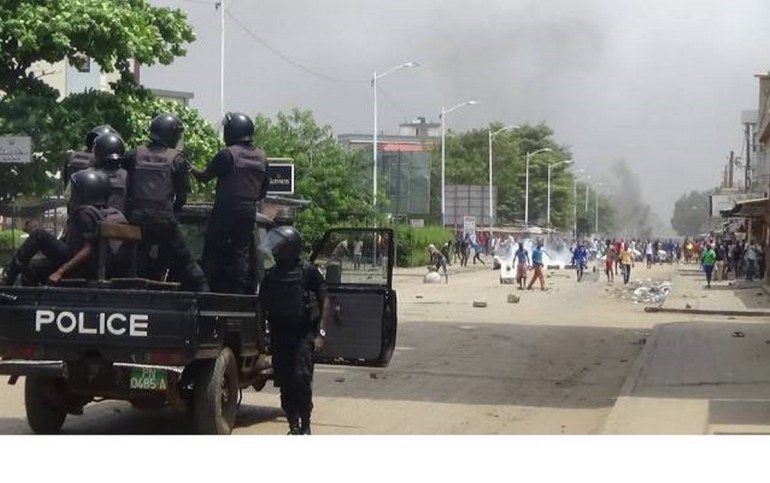 Le Ton de la Jeunesse Patriotique contre l&rsquo;escalade de la violence au Togo
