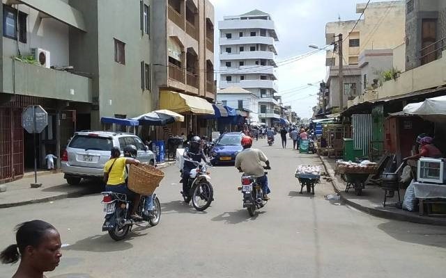 De la crise sociopolitique à la crise socioéconomique: Les commerçants togolais aux abois