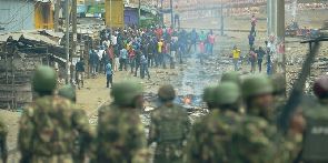 Crise politique: le Kenya reporte le scrutin dans les fiefs de l’opposition