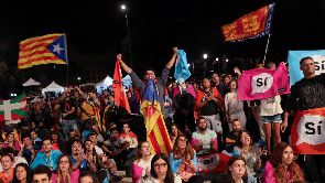 Espagne: la Cour suspend la session du Parlement catalan sur l’indépendance