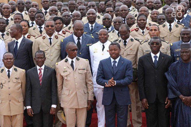 Togo, Confidentiel : Faure Gnassingbé, bientôt lâché par des officiers ?