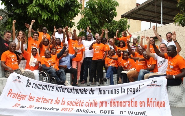 Derniers bastions de dictature en Afrique : Depuis Abidjan, la campagne Tournons la page soutien la lutte de la jeunesse togolaise et africaine