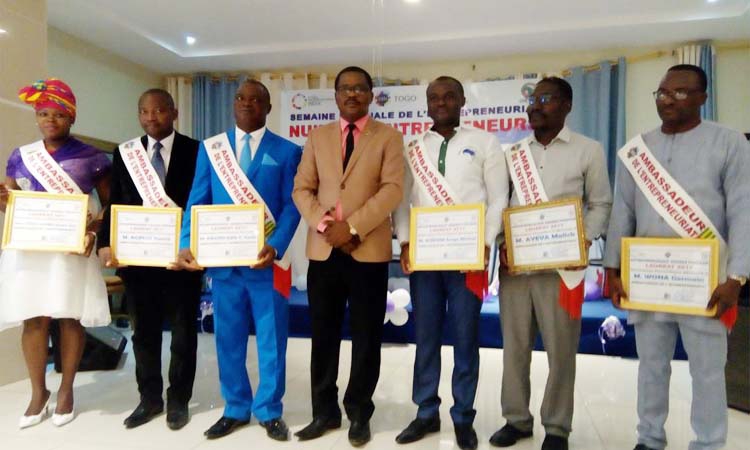L’Ong IJD a décoré des créateurs de richesses et de l'emploi à Lomé 	  		  	 	  	 		  	 		  		Featured