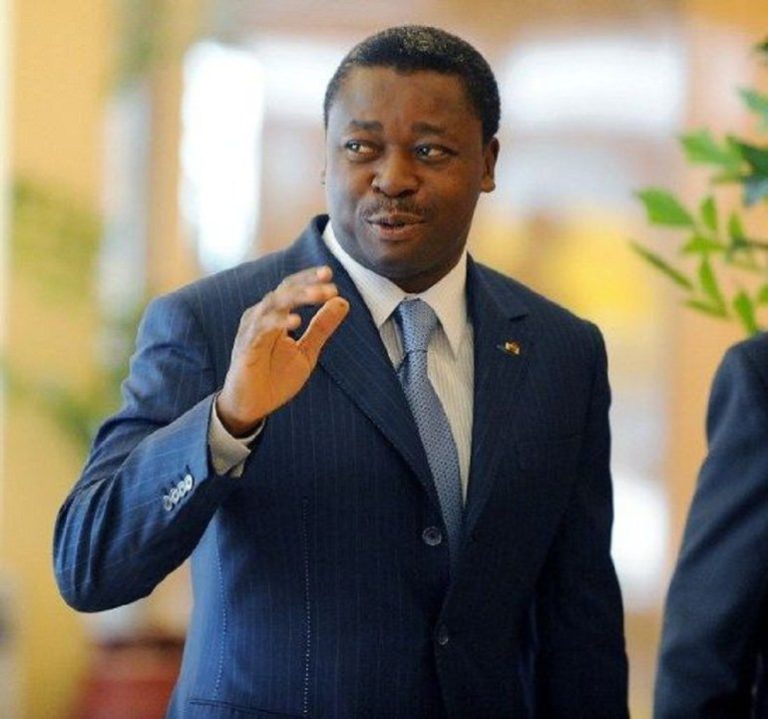 Togo/ Faure Gnassingbé achète du pain, la toile s’enflamme!
