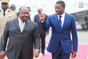 Gabon: Ali Bongo sur les traces de Faure Gnassingbé
