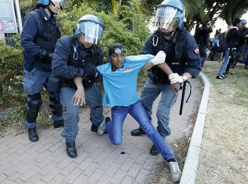Italie: un Togolais se livre à la police pour être expulsé!