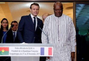 Ouagadougou: une attaque à la grenade avant l’arrivée de Macron