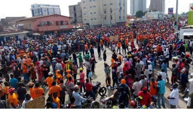 Plus de répit, l&rsquo;opposition togolaise projette manifester les 5 jours ouvrés de la semaine prochaine