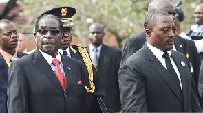 RDC: Joseph Kabila rend hommage à Mugabe