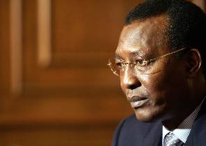 Tchad: Idriss Déby limoge deux ministres chargés des finances