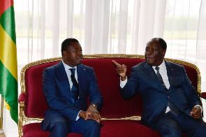 Togo: Ouattara invite Faure Gnassingbé à suivre l’exemple de la Côte d’Ivoire