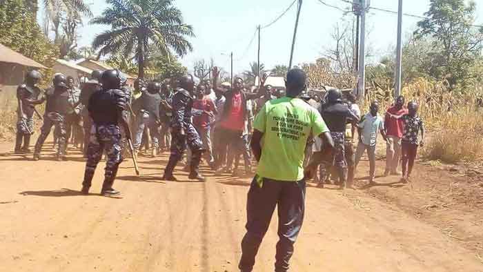 Togo : Attaque du convoi de l’opposition à 3K et Atikoumé par la garde présidentielle                                                                             3 décembre 2017