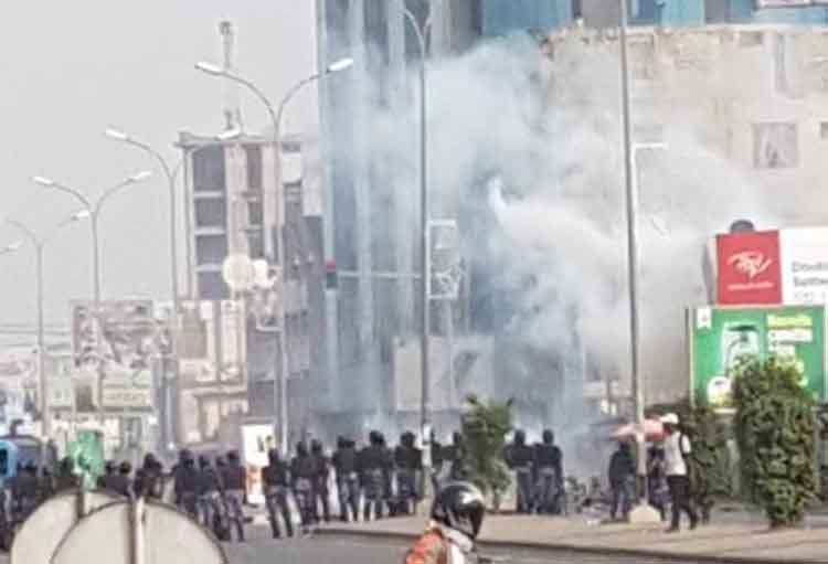 Togo : Au moins 3 manifestants blessés lors des affrontements de cet après-midi                                                                             28 décembre 2017