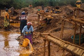 Production d’or: la fraude fait perdre beaucoup d’argent au Burkina