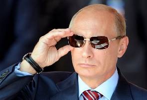Russie: Vladimir Poutine a annoncé sa candidature pour mars 2018