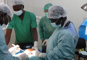 L’Afrique en proie aux risques de la chirurgie