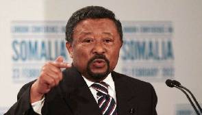 Gabon: l’Etat interdit à Jean Ping de quitter le territoire national