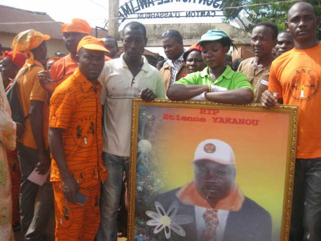 Togo, Affaire des incendies des marchés : Etienne Yakanou mort en détention illégale.  Quelle réparation pour sa famille?