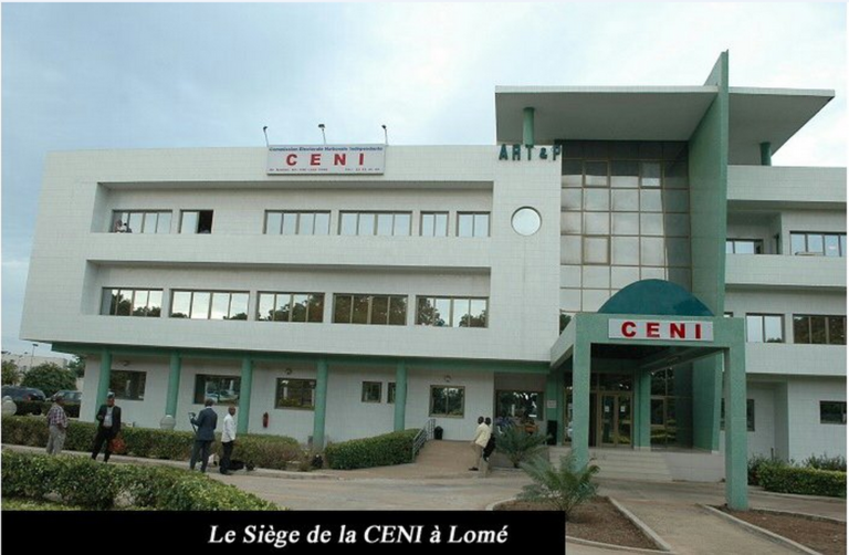 Togo/ La CENI a accueilli une délégation ghanéenne dans ses locaux