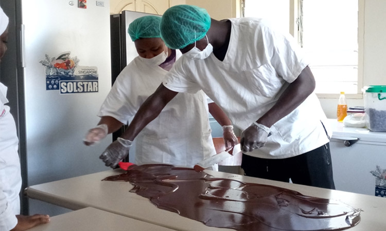 Chocolat: Italiens, Suisses et Ivoiriens à l’école de Choco Togo