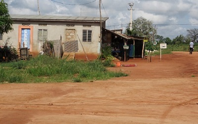 Quartiers Périurbains De Lomé : A Part Un Peu D’électricité, TOUT MANQUE
