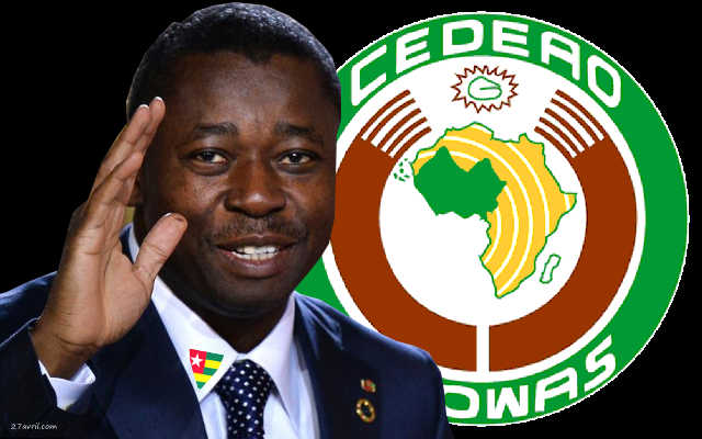 Faure Gnassingbé joue au Médecin de la CEDEAO pendant que le Togo meurt