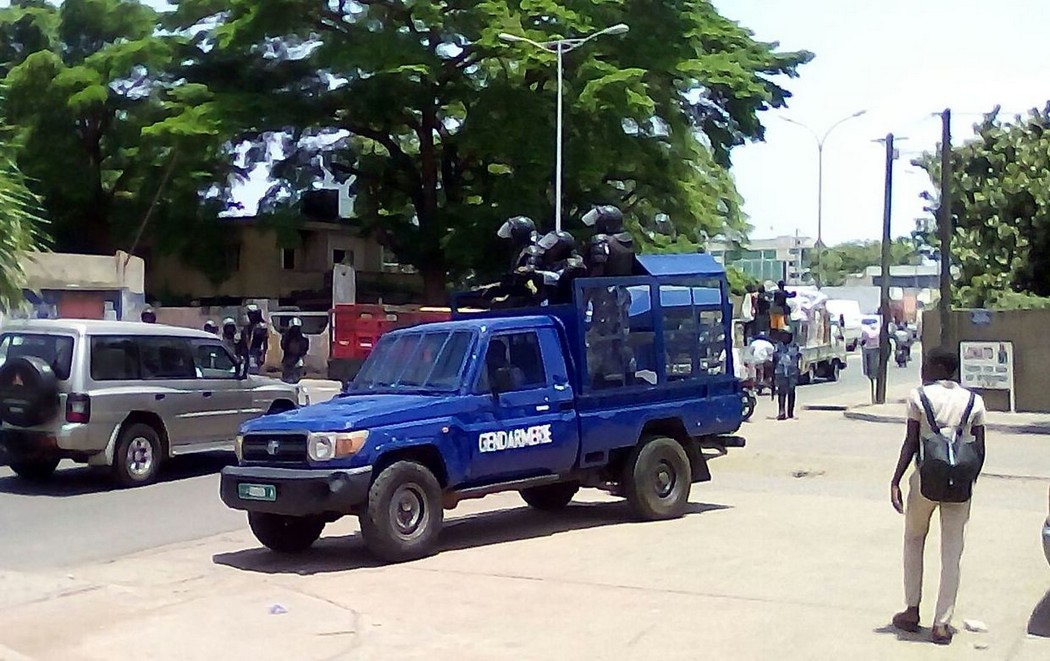 Des grenades lacrymogènes pleuvent sur le siège de la CDPA à Lomé