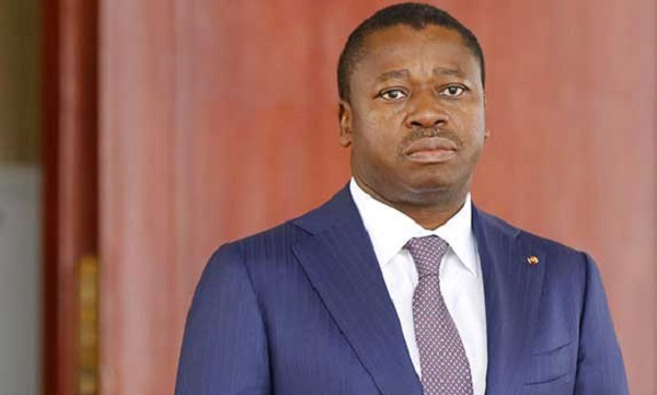 Désignation des présidents d’universités du Togo : Victor Topanou déshabille Faure Gnassingbé                                                                             9 mai 2018