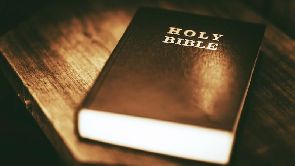 Ouganda: la taxe sur la Bible et le Coran agace les religieux