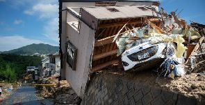 Japon: les inondations font près de 200 morts