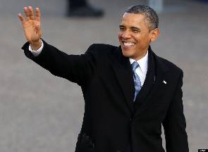 Obama débute sa première tournée en Afrique depuis son départ du pouvoir