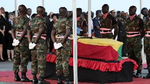 Le Ghana rend un hommage public à Kofi Annan avant ses funérailles