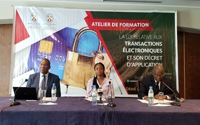 Loi relative aux transactions électroniques : Public et professionnels sensibilisés à Lomé