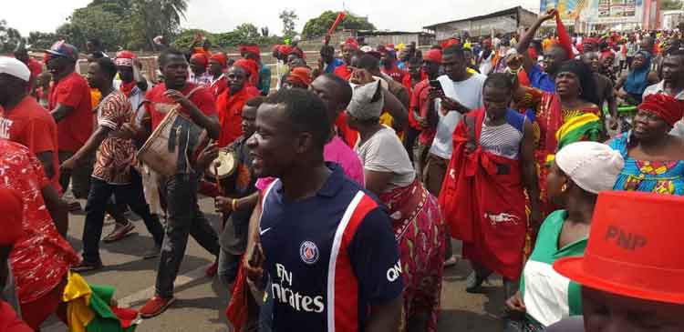 Deuxième jour de manifestations au Togo, Be-Gakpoto se remplit…                                                                             1 décembre 2018