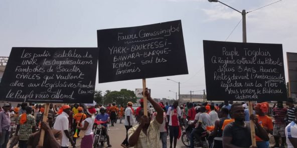 Togo : affrontements entre forces de l’ordre et partisans du gel du processus électoral