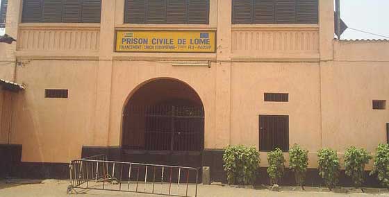 Faure Gnassingbé retient encore en otage plus de 115 personnes dans les différentes prisons du Togo!                                                                             24 janvier 2019