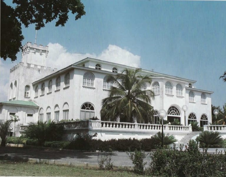 Togo/ L’ancien « Palais des gouverneurs » devient le « Palais de Lomé »