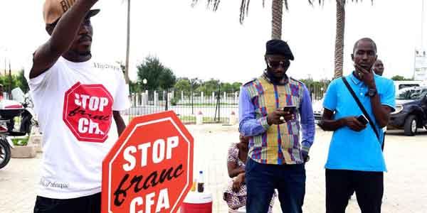 Les Togolais dans la rue ce samedi pour protester contre le FCFA                                                                             19 février 2019