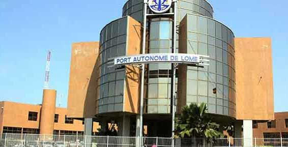 Port de Lomé, trafic du domanial-intérêts sur les découverts, privatisations criminelles, comment le géant s’est-t-il effondré ?                                                                             10 mars 2019