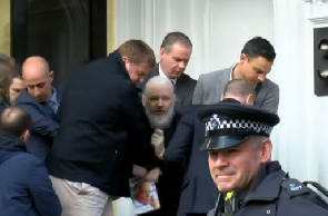 Le fondateur du site WikiLeaks, Julian Assange, arrêté à Londres