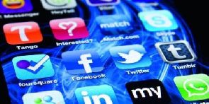 Panne mondiale de Facebook, Messenger, Instagram et Whatsapp
