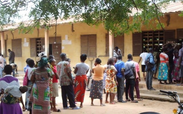 La stratégie sordide de refoulement des masses de l’opposition dans les centres de recensement électoraux