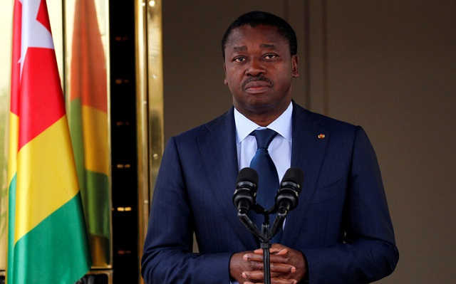Triste sort pour la pratique démocratique au Togo : Faure à son aise avec ses députés désignés blablate un long discours soporifique de campagne