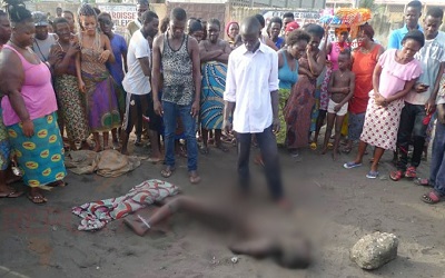 Meurtre d’un jeune homme à Lomé : Une prêtresse vodou soupçonnée