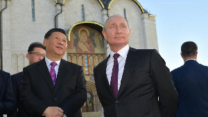 Xi Jinping en Russie: Moscou et Pékin s’allient face à la menace américaine
