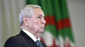 Algérie: le président par intérim limoge le ministre de la Justice